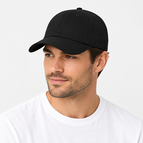 Male model wearing the black hat